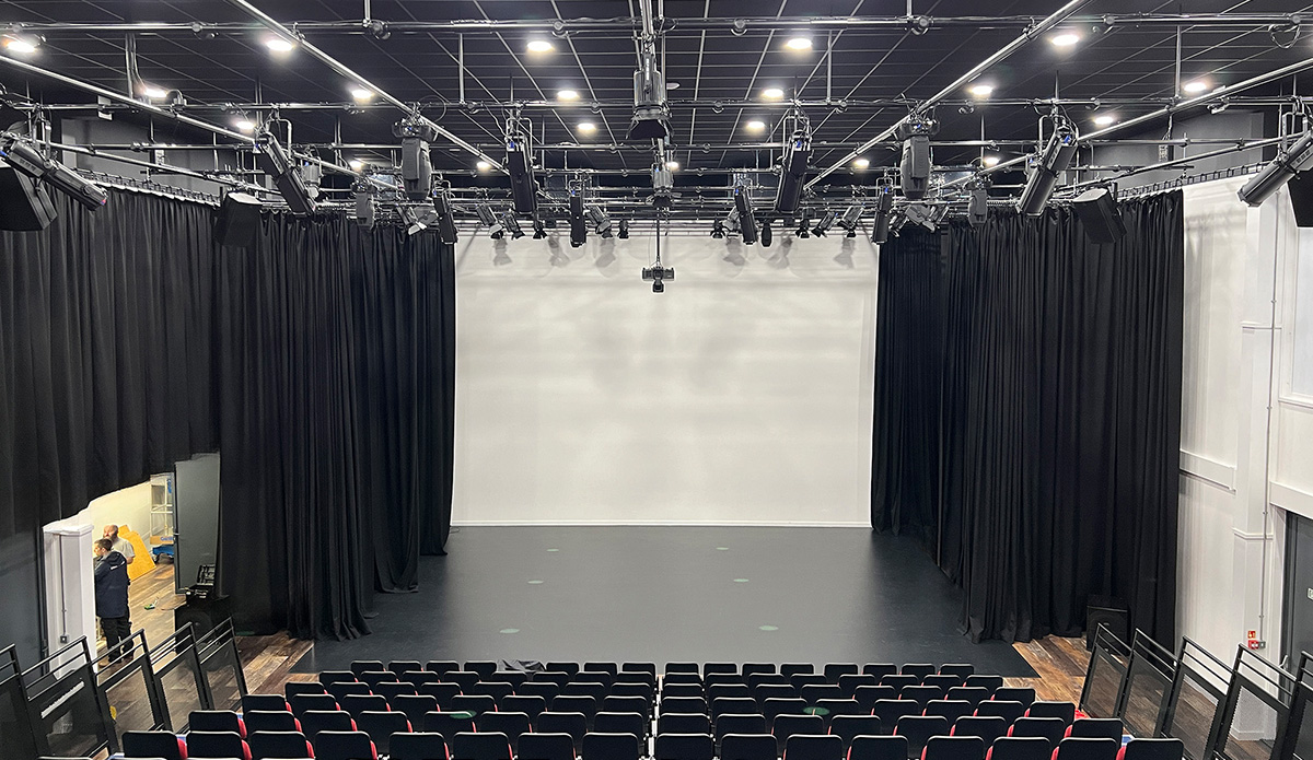 studio theatre auditorium seating layout