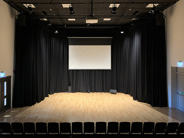 school and drama studio theatre design