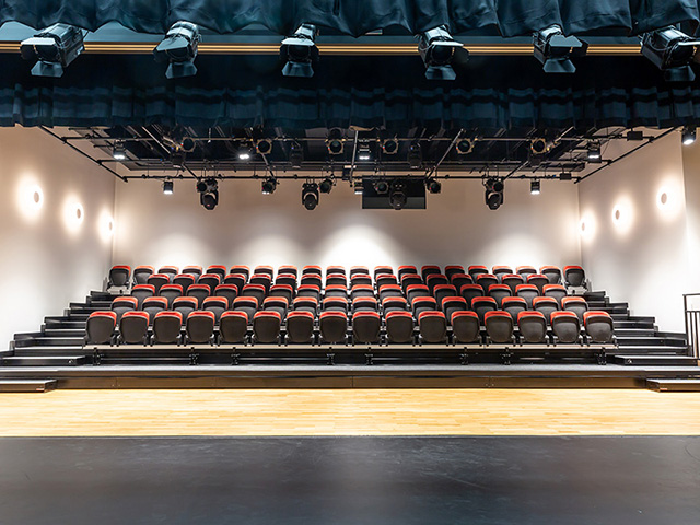 studio theatre design with seating